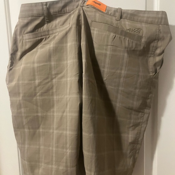 Avia Size 40 Golf Shorts - Picture 2 of 3